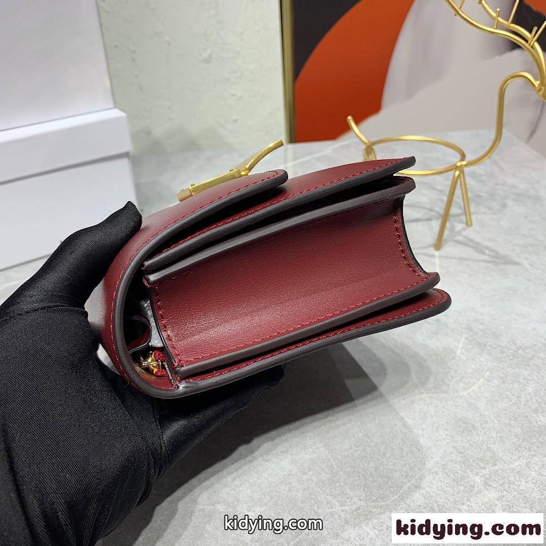 上品 人気 セリーヌ バッグ コピー クラシック レザー ショルダーバッグ レッド-1