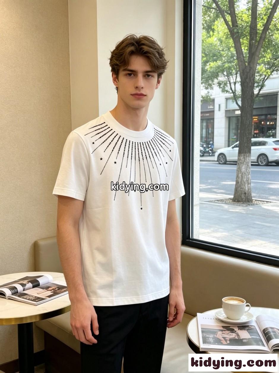 目を惹く カジュアル 半袖Tシャツ ジバンシィ Tシャツ 偽物 クルーネック-3