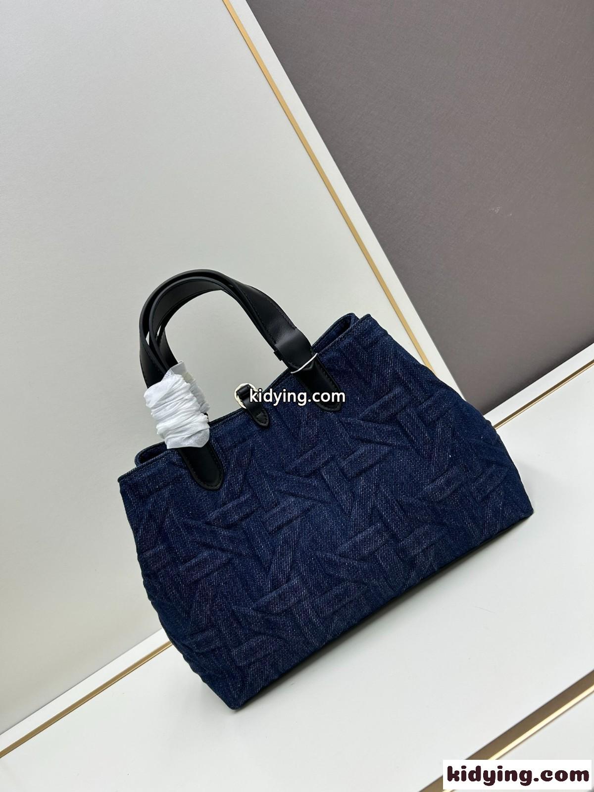 クリスチャン・ディオール バッグ コピー Dior Toujours バッグ ミディアム ブルー-3