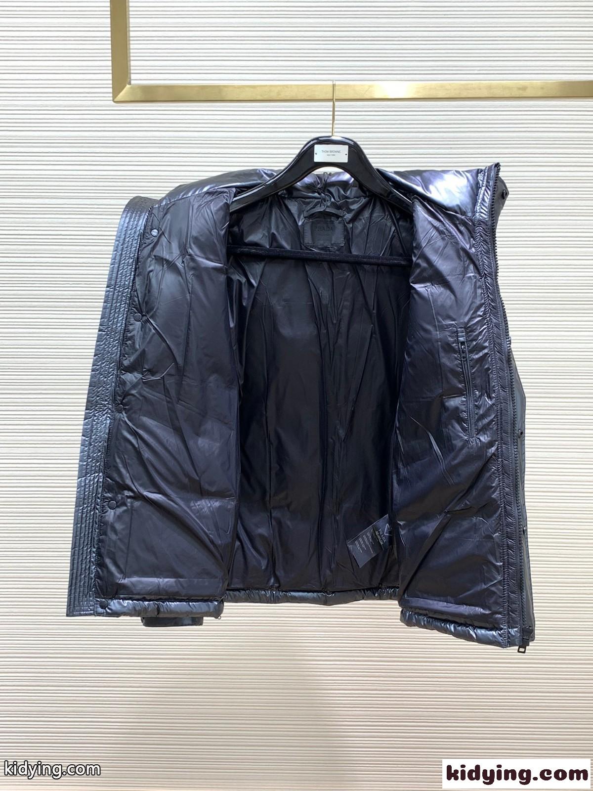 定番 合わせやすい プラダ ダウンジャケット スーパーコピー 暖かい アウター-4
