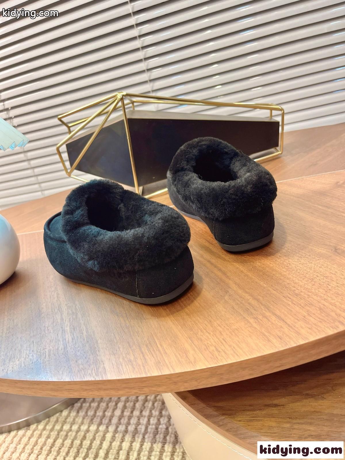アグ モカシン スーパーコピー シンプル UGG スエード ムートン シューズ ブラック-0
