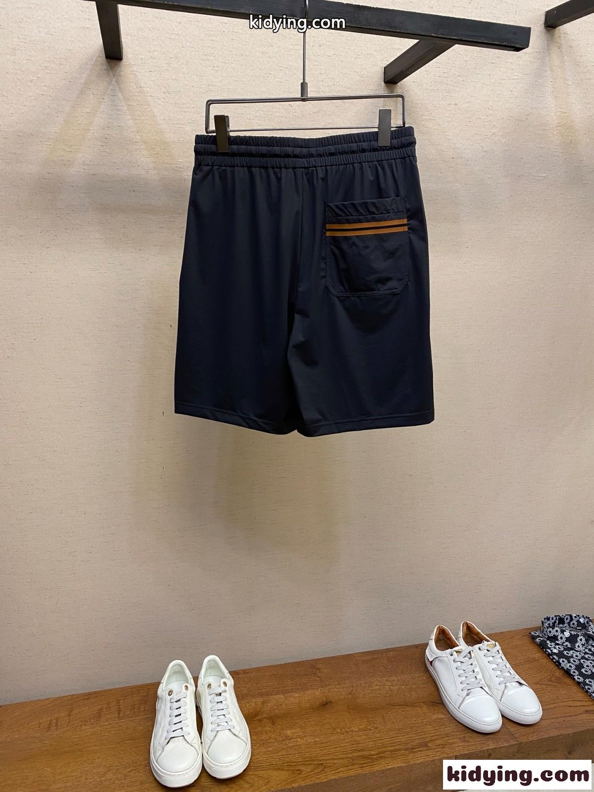 カジュアル ロゴ ショートパンツ エルメネジルド・ゼニア パンツ 偽物 ブラック-2