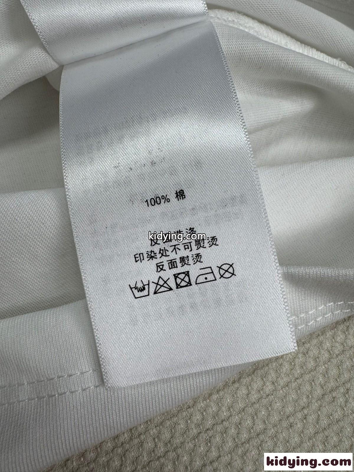 シンプル プリント コットン 半袖Tシャツ イヴ・サンローラン Tシャツ コピー ホワイト-4