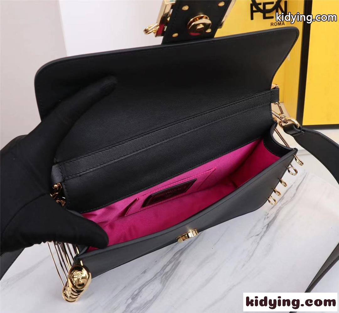 FENDI × VERSACE フェンディ バッグ 人気 コピー セーフティーピン 上品 おしゃれ 可愛い ショルダーバッグ-4