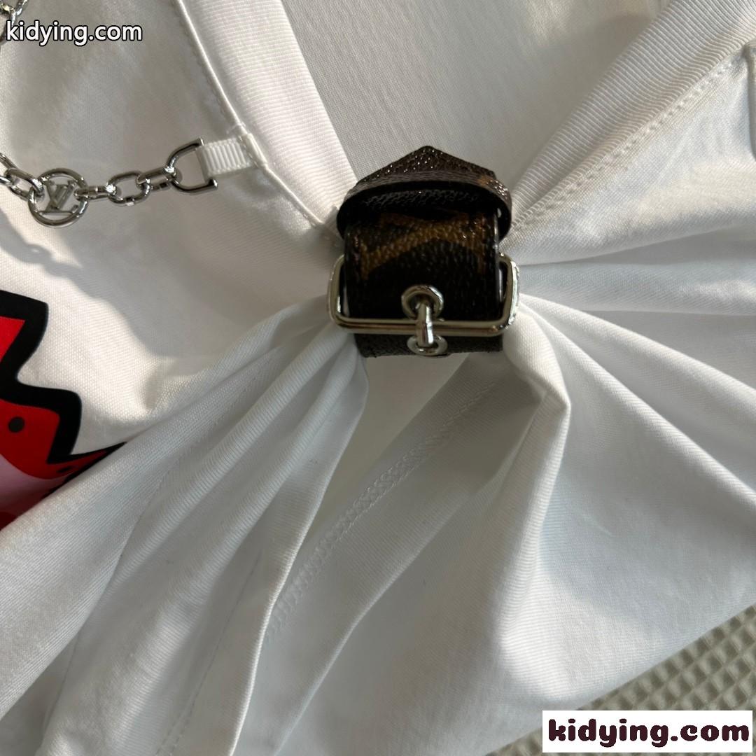 LV × YK フィッシュパッチバックルスリーブTシャツ ルイ・ヴィトン Tシャツ コピー コットン-0