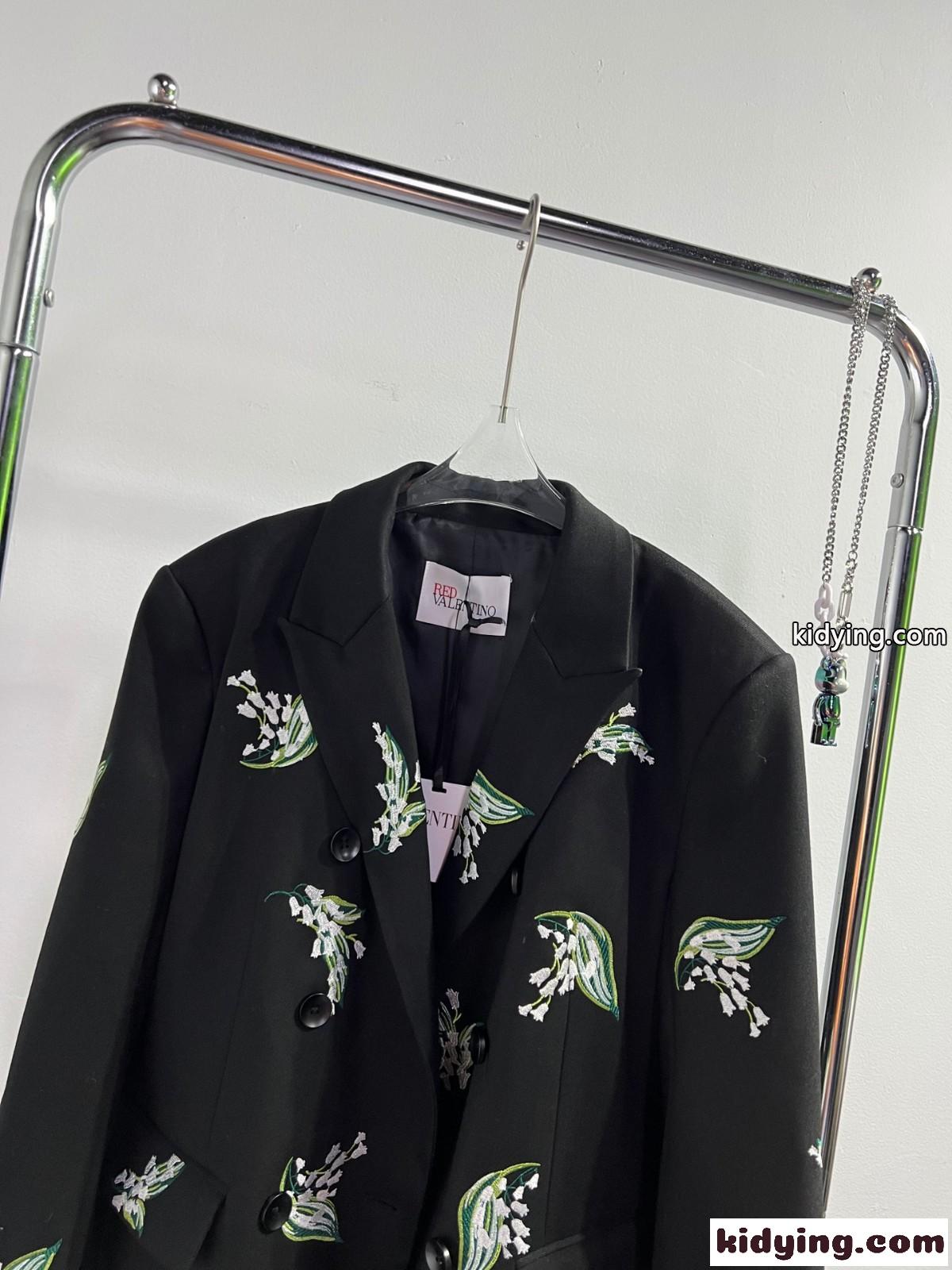 上品 ファッション 刺繍入り ヴァレンティノ ジャケット コピー レディース 長袖 テーラードジャケット-2