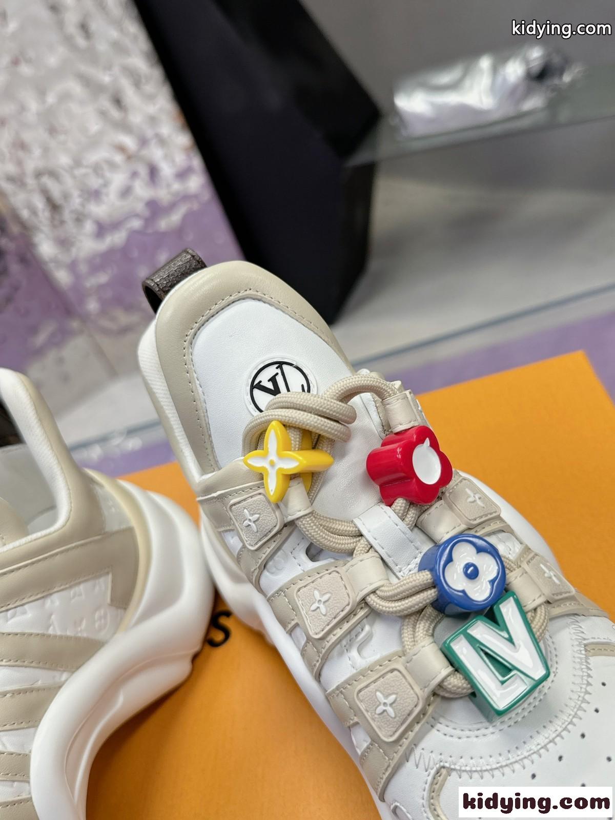 大人気 レディース ルイ・ヴィトン スーパーコピー LV アークライト・ライン スニーカー-3