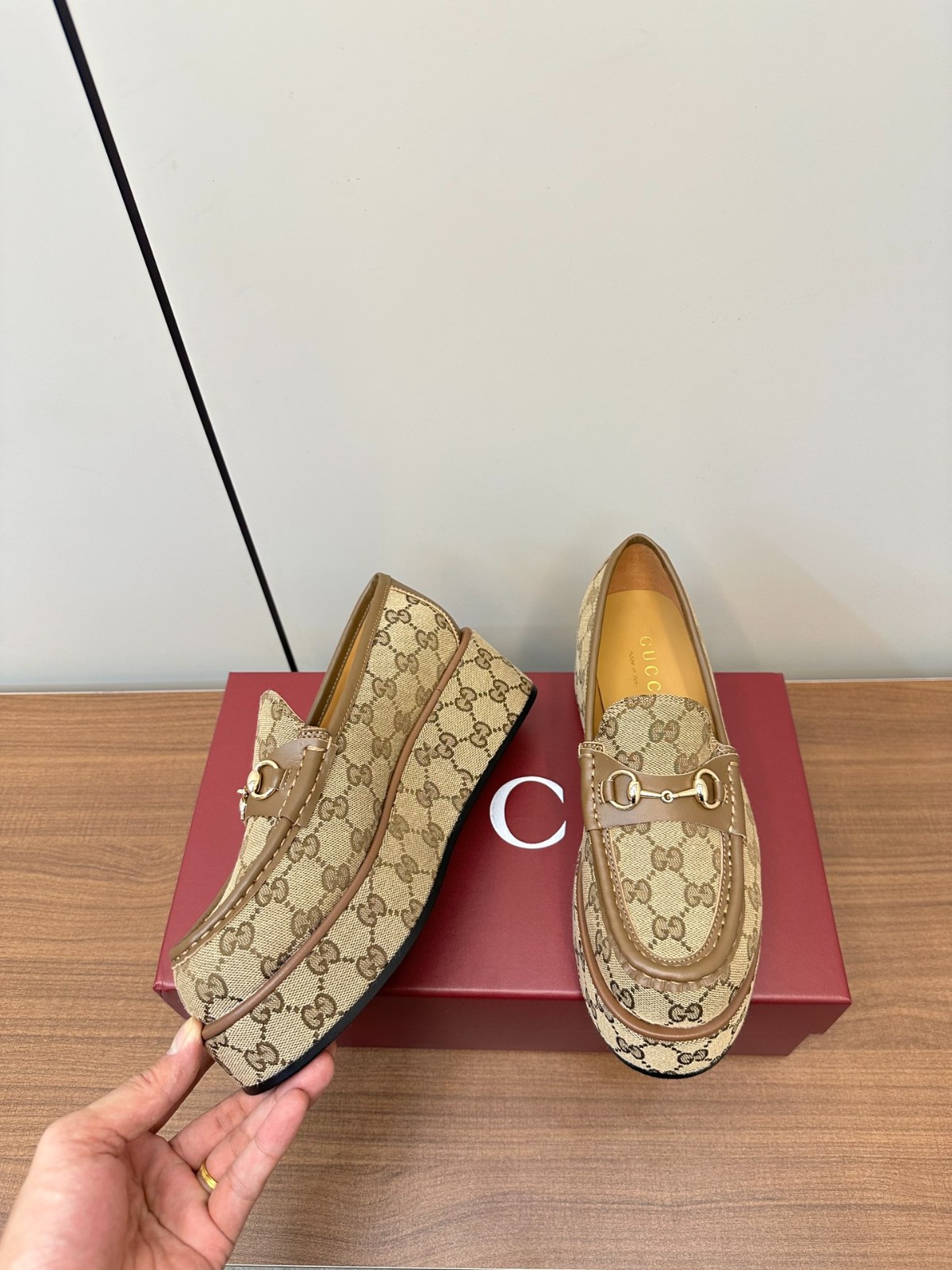 GUCCI ホースビット プラットフォーム ローファー グッチ スーパーコピー-2