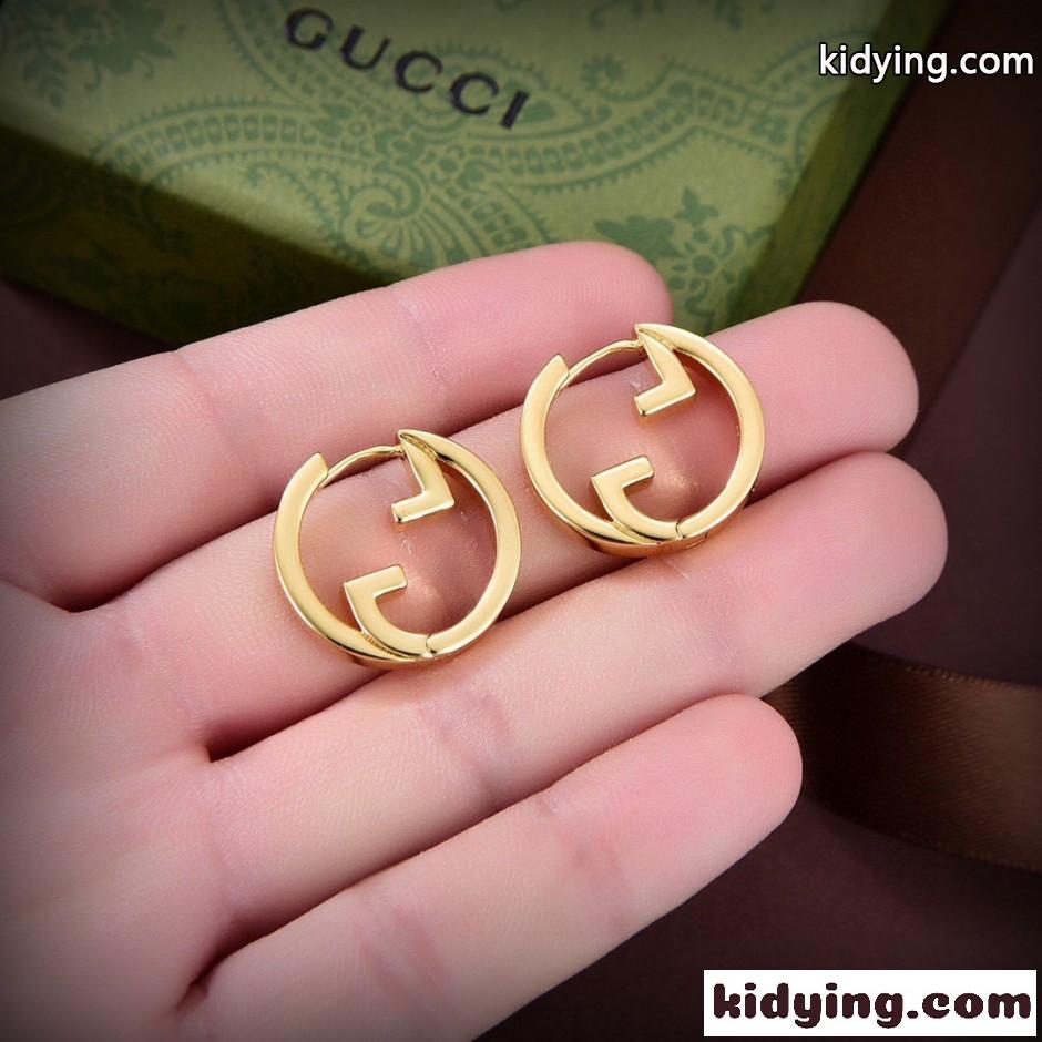 上品 洗練された GUCCI グッチ インターロッキングG フープピアス 偽物-3