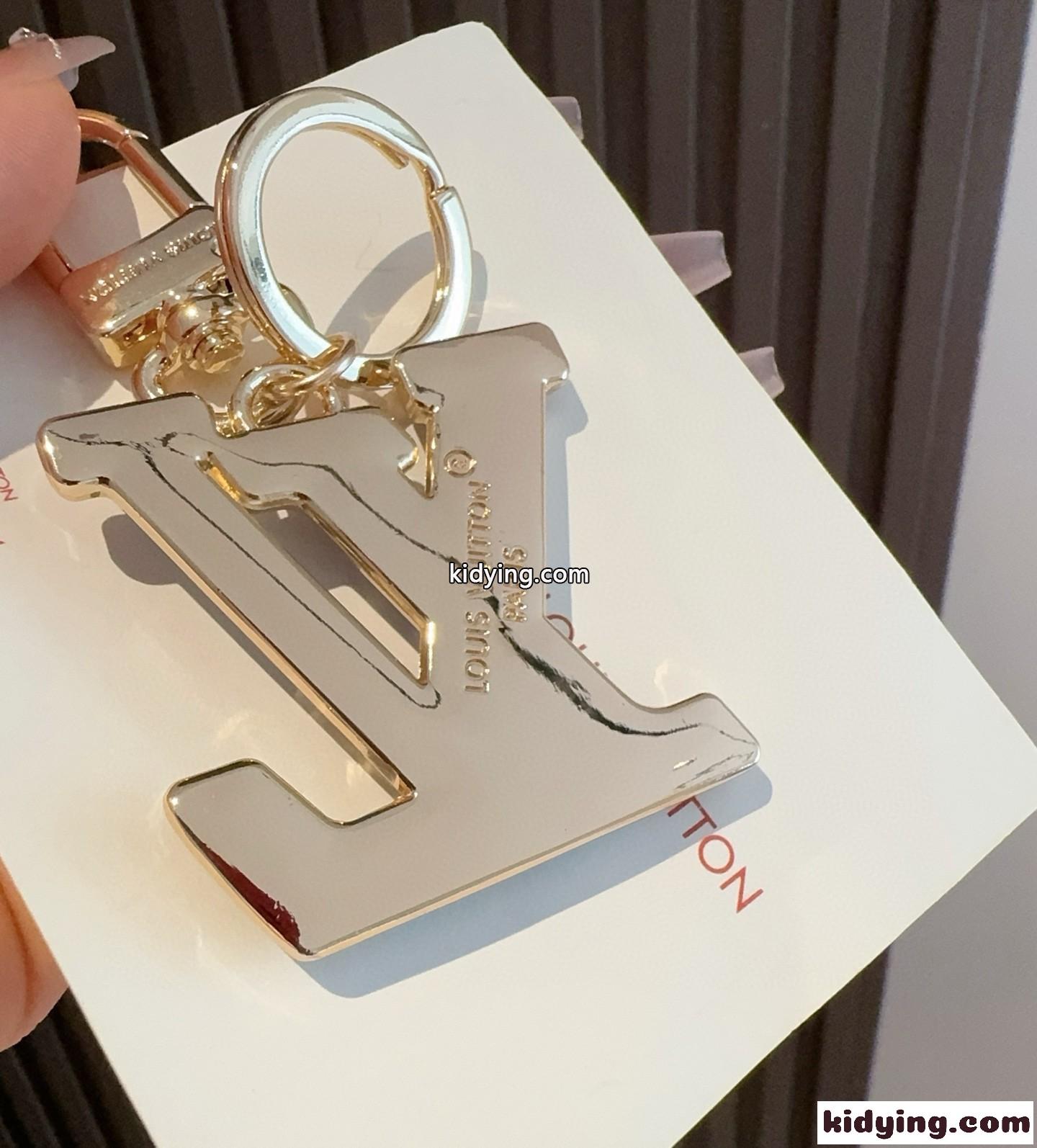 M02590 キーホルダー･LV グロス ルイ・ヴィトン キーホルダー コピー-3