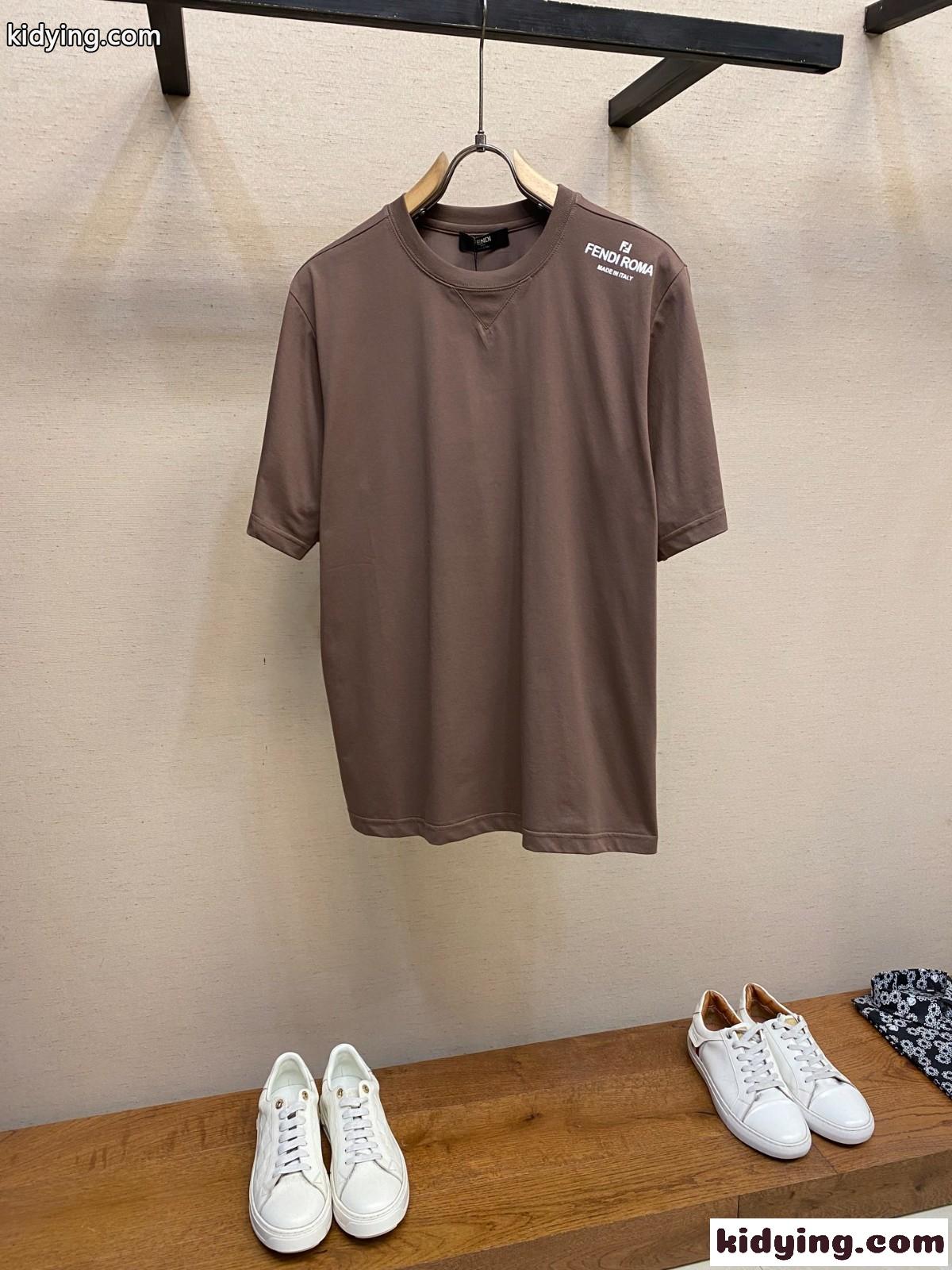 シンプル カジュアル ロゴ 半袖Tシャツ フェンディ Tシャツ 偽物 クルーネック-2