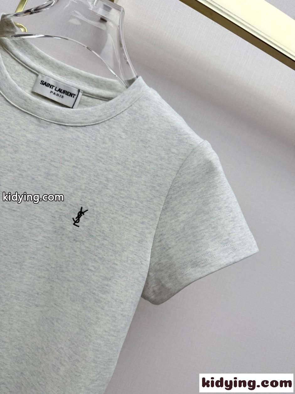 シンプル YSLロゴ 半袖Tシャツ イヴ・サンローラン Tシャツ コピー ライトグレー-1