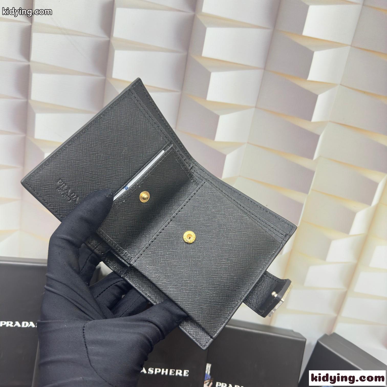 定番 人気 コンパクト 二つ折り財布 プラダ 財布 コピー ブラック-5