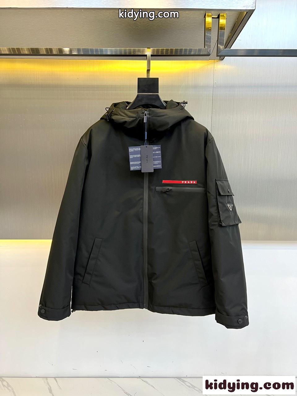プラダ ダウンジャケット コピー カジュアル 洗練された 上品 ダウンブルゾン-0