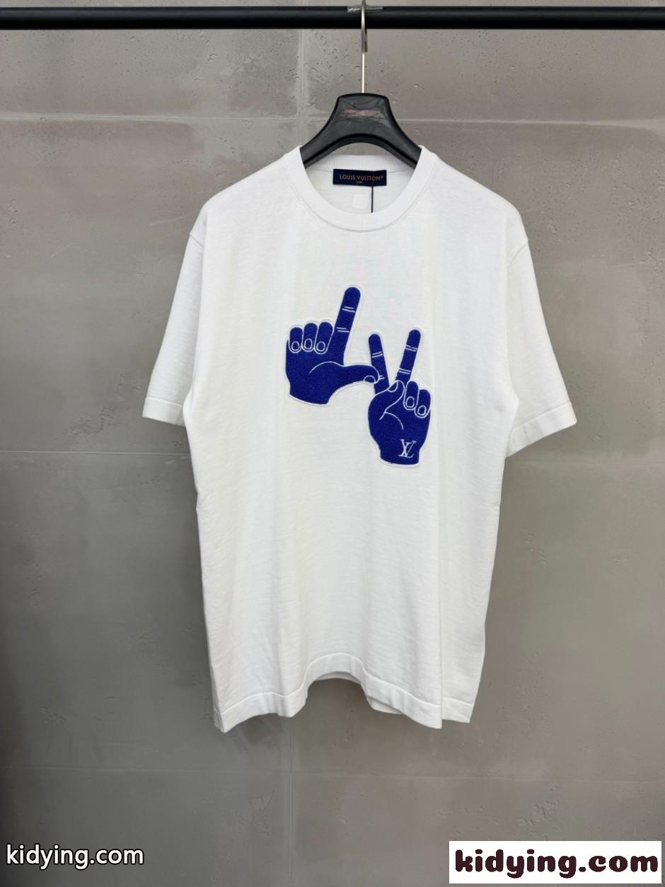 ショートスリーブ シグネチャーパッチ クルーネック ルイ・ヴィトン Tシャツ コピー-0