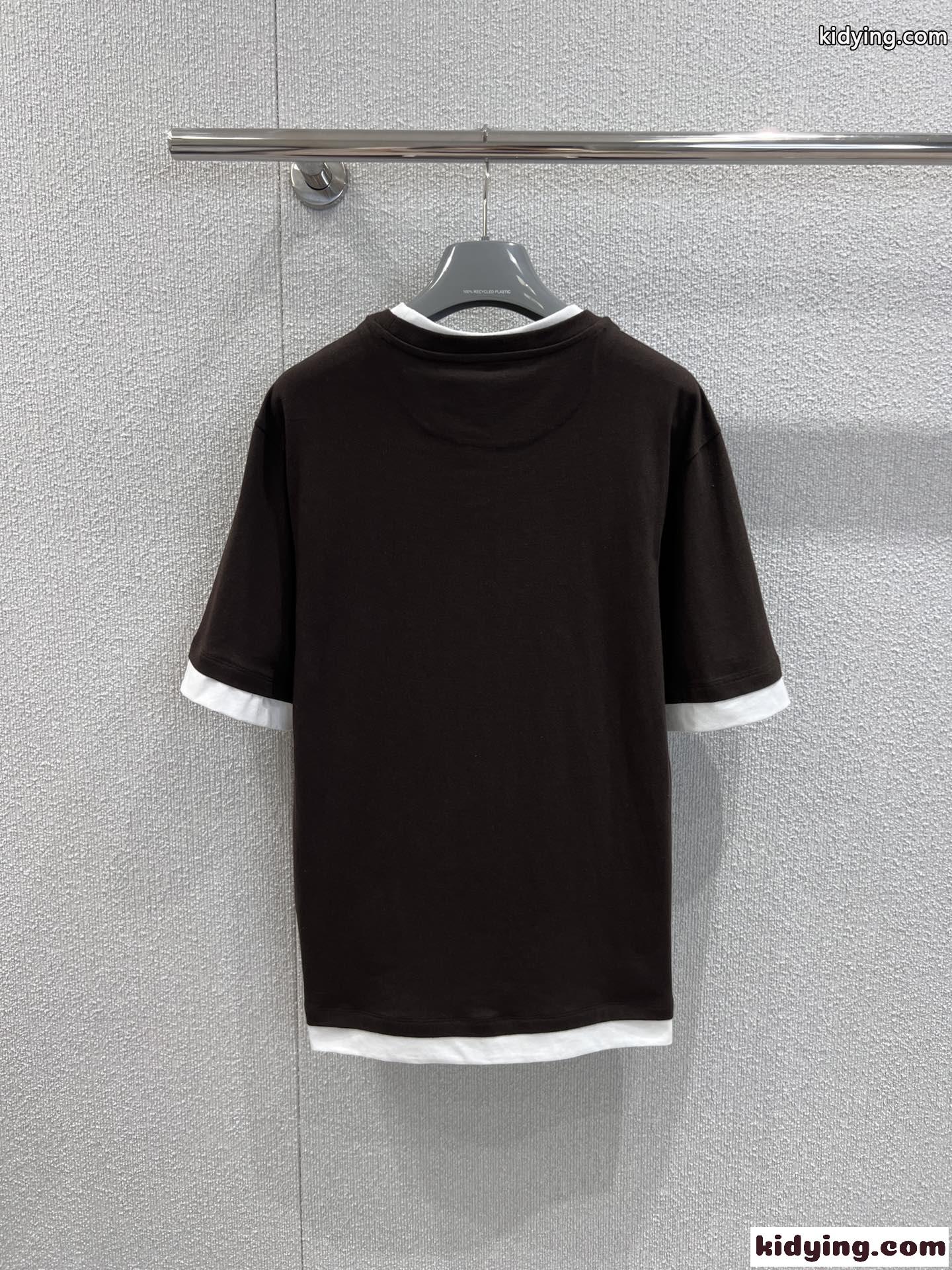 おしゃれ レイヤード風 クルーネック 半袖Tシャツ プラダ Tシャツ コピー ユニセックス ダークブラウン-1