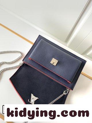 ルイ・ヴィトン バッグ 人気コピー このPochette Mylockme Chainはスマートフォンやその他の持ち物を携帯するために使用され スタイリッシュで軽量です-0