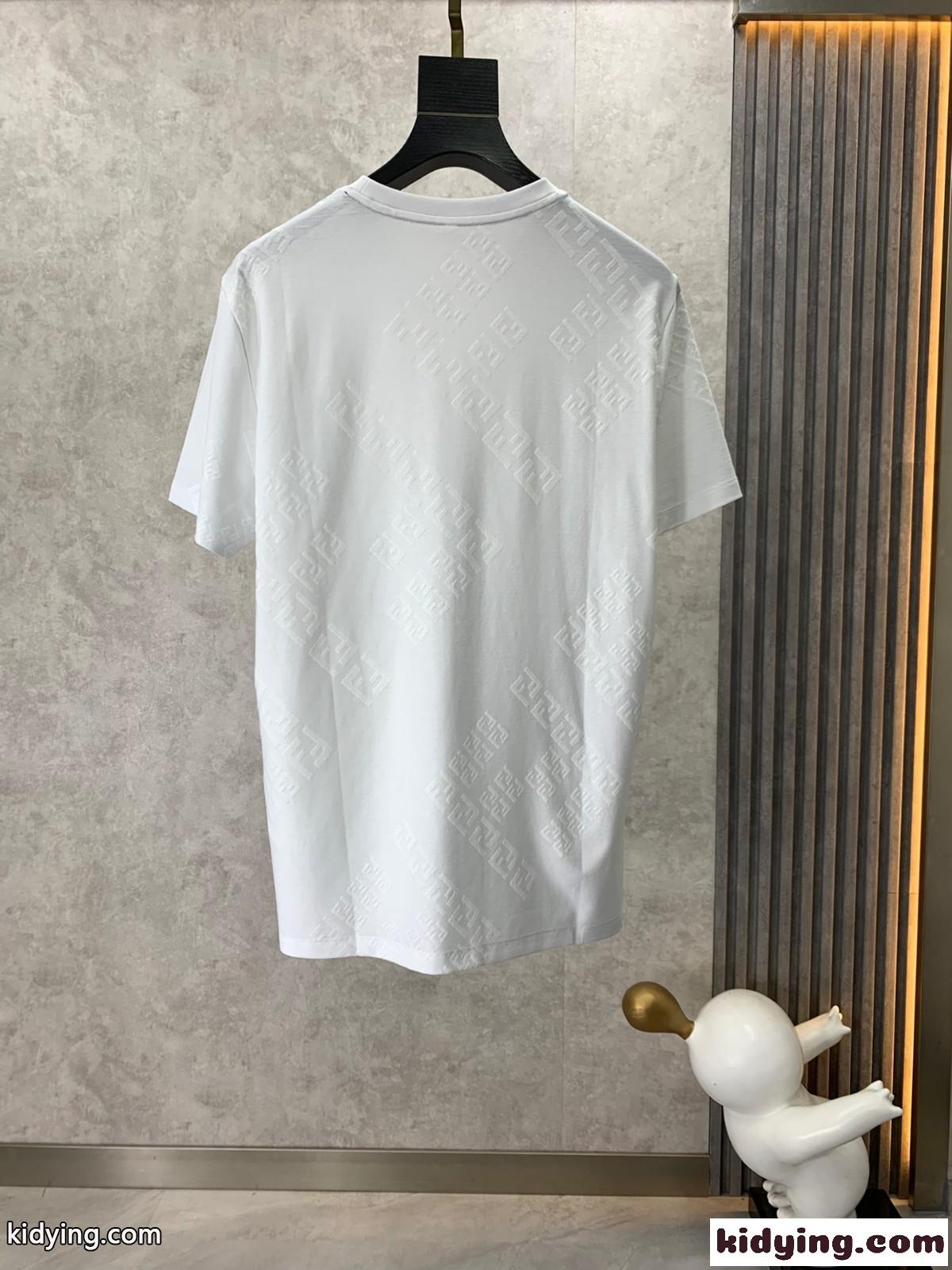 フェンディ Tシャツ コピー FFロゴ入り クルーネック メンズ 半袖 トップス-1