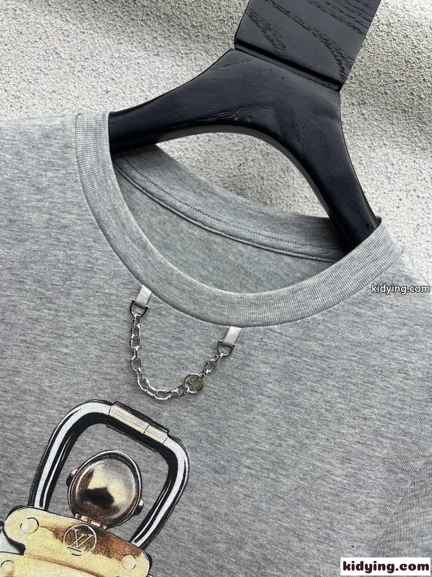ロボット クロップトップ ルイ・ヴィトン Tシャツ スーパーコピー-1