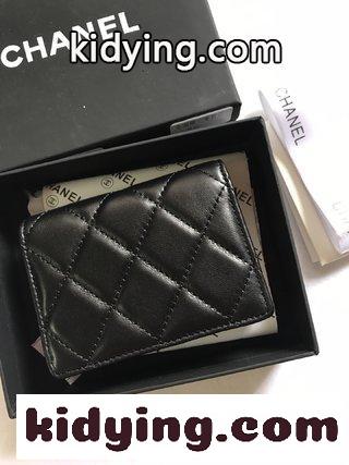 Chanelシャネルのコーナーモデル 細部まで申し分なく 高品質を堅持します シャネル 財布 レディースコピー コーナーデザインです-0