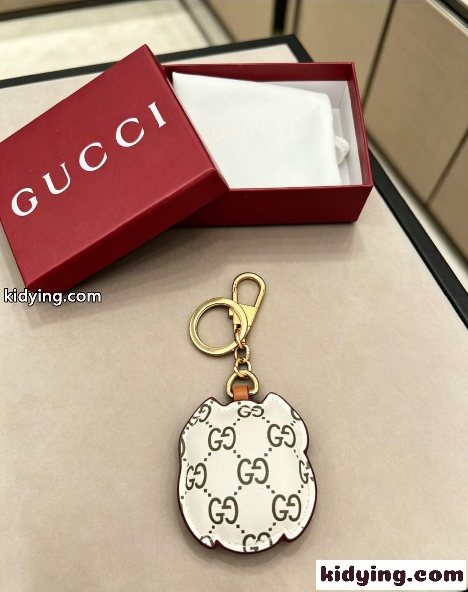 グッチ キーホルダー 偽物 オウル(ふくろう)シェイプ バッグ チャーム-1