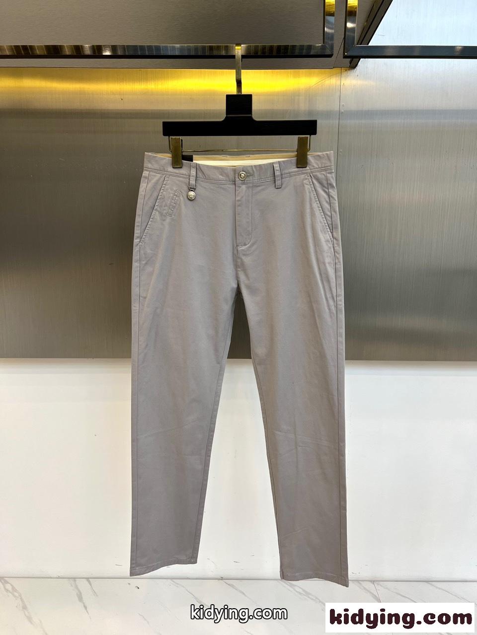 洗練された 上品 合わせやすい ヴェルサーチ パンツ 偽物 メンズ チノパンツ グレー-1