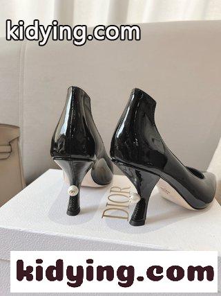 女子力アップ パテントレザー Dior Tribales パンプス クリスチャン・ディオール パンプス コピー ブラック-2