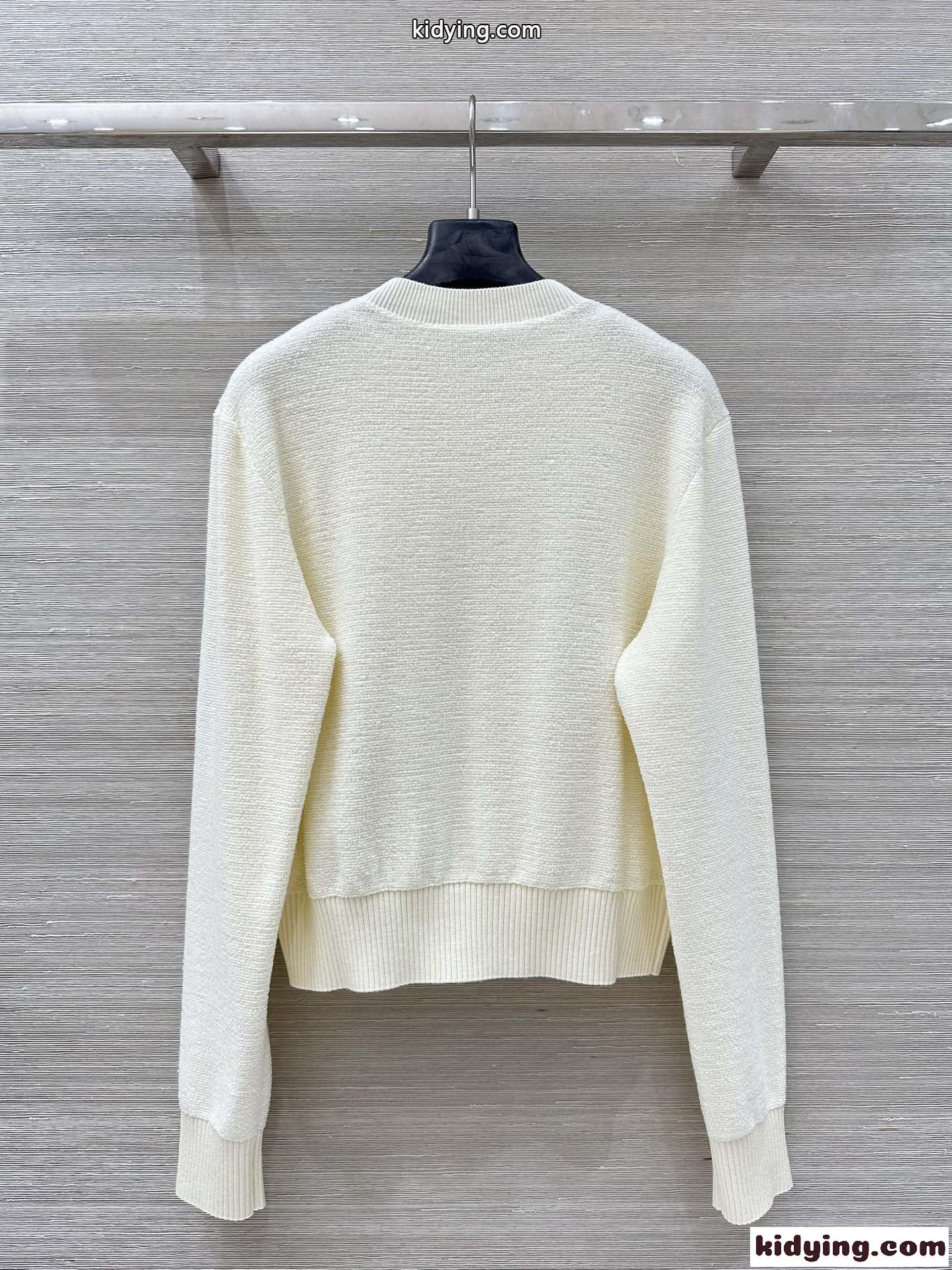 洗練された 上品 ロゴ クルーネック ロエベ セーター コピー ベージュ-4