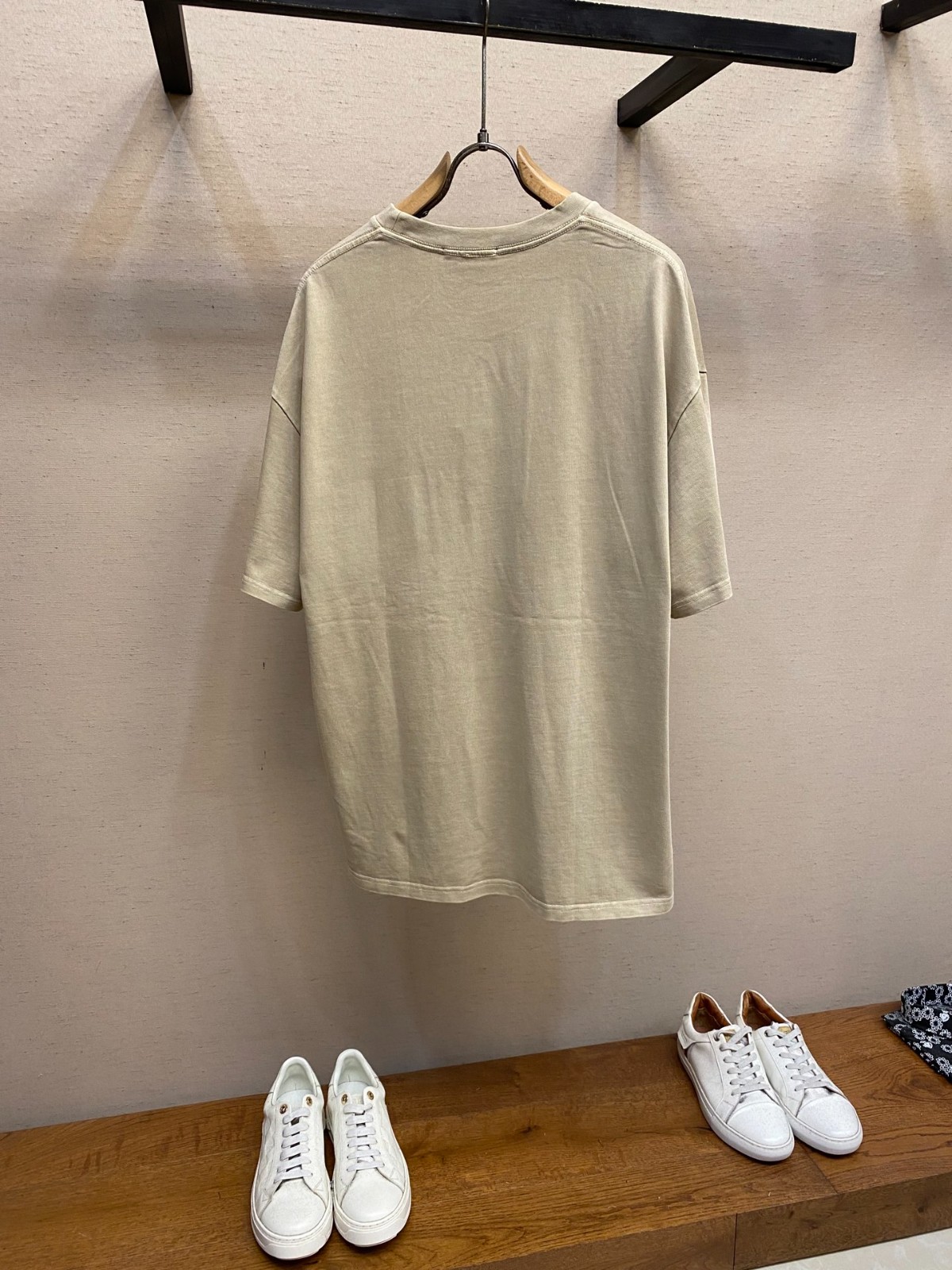 カジュアル 合わせやすい クルーネック 半袖Tシャツ グッチ Tシャツ 偽物 トップス-0