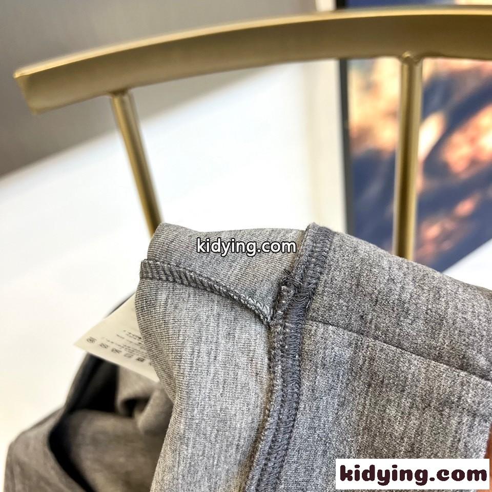 定番 カジュアル クルーネック コットンス ウェットシャツ バーバリー 長袖Tシャツ コピー グレー-4