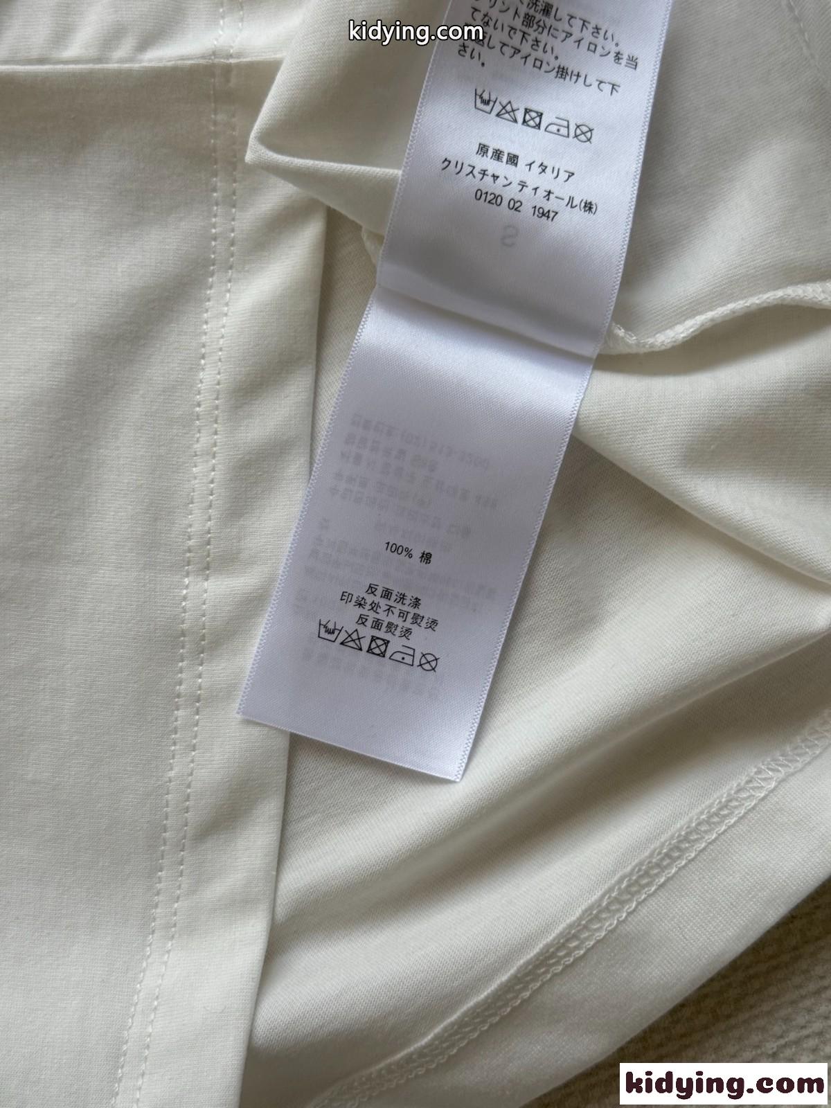 シンプル ロゴ クルーネック 半袖Tシャツ イヴ・サンローラン Tシャツ コピー ホワイト-3