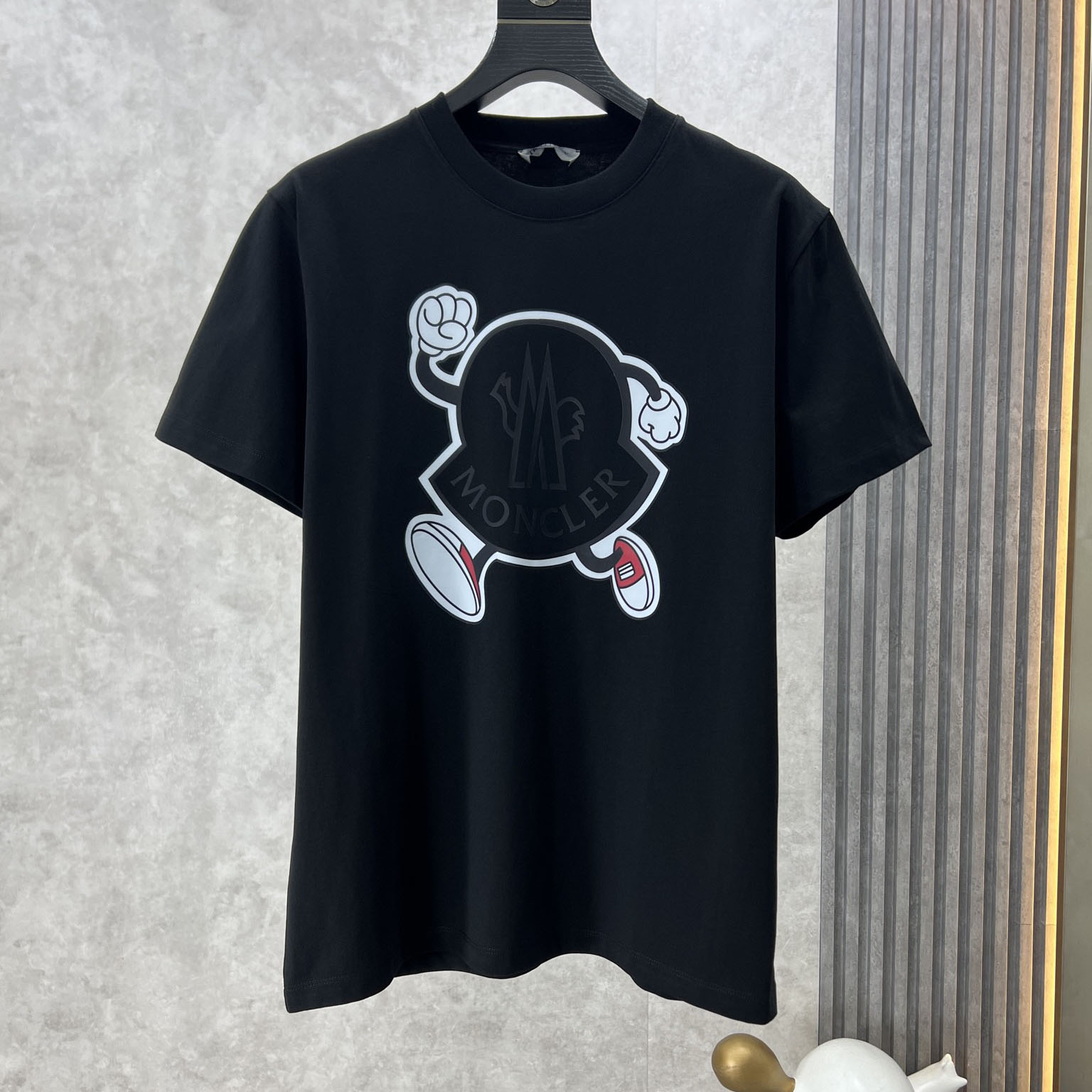 モンクレール Tシャツ コピー 可愛い おしゃれ プリント クルーネック 半袖 ブラック-0
