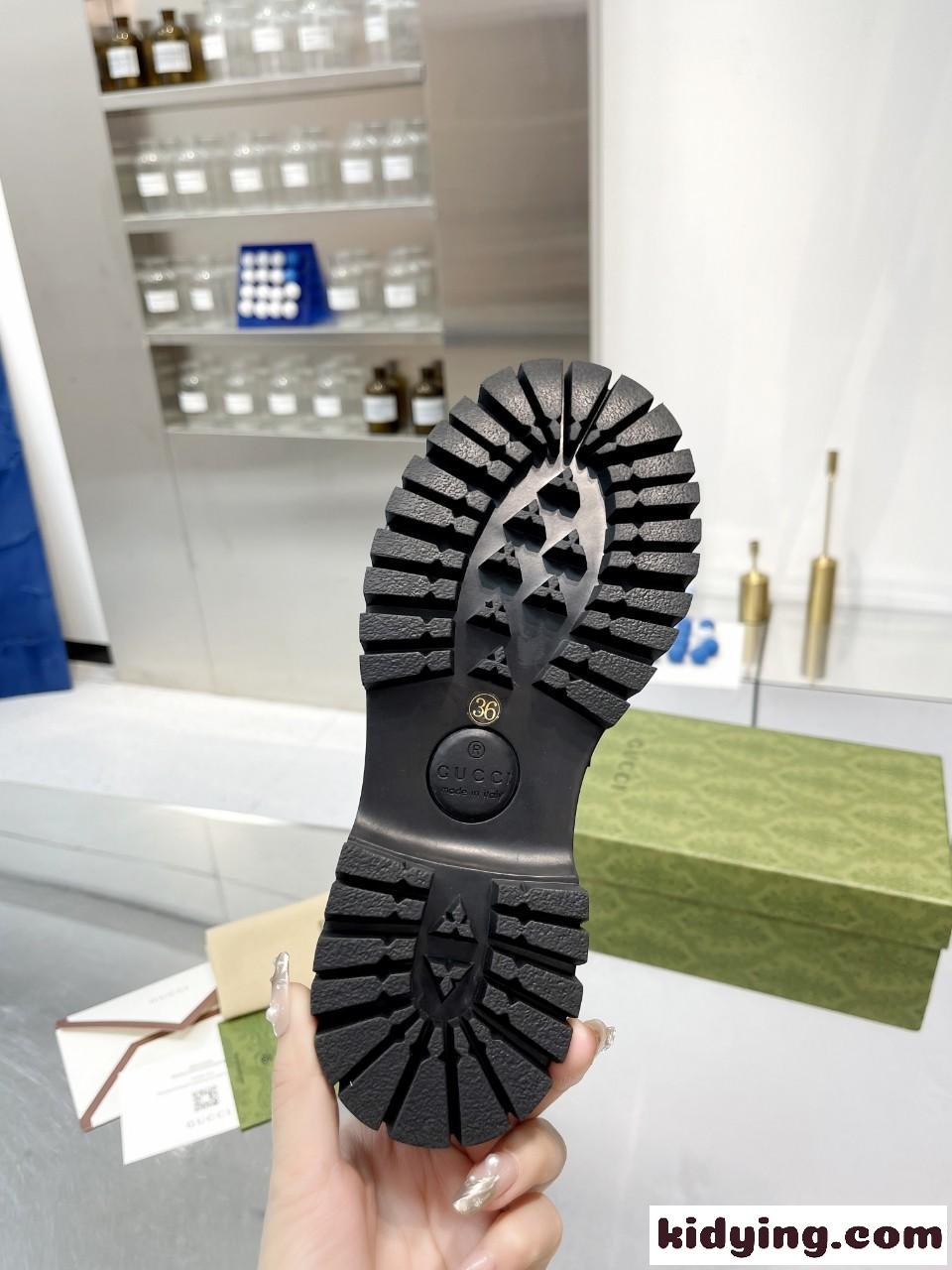ホースビット付き ウィメンズ ローファー グッチ シューズ スーパーコピー ブラック-4