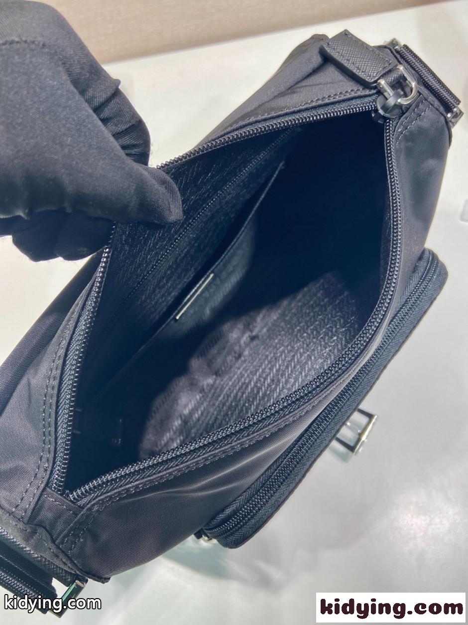 人気 洗練された プラダ Re-Nylon ショルダーバッグ スーパーコピー 1BD994 ブラック-4