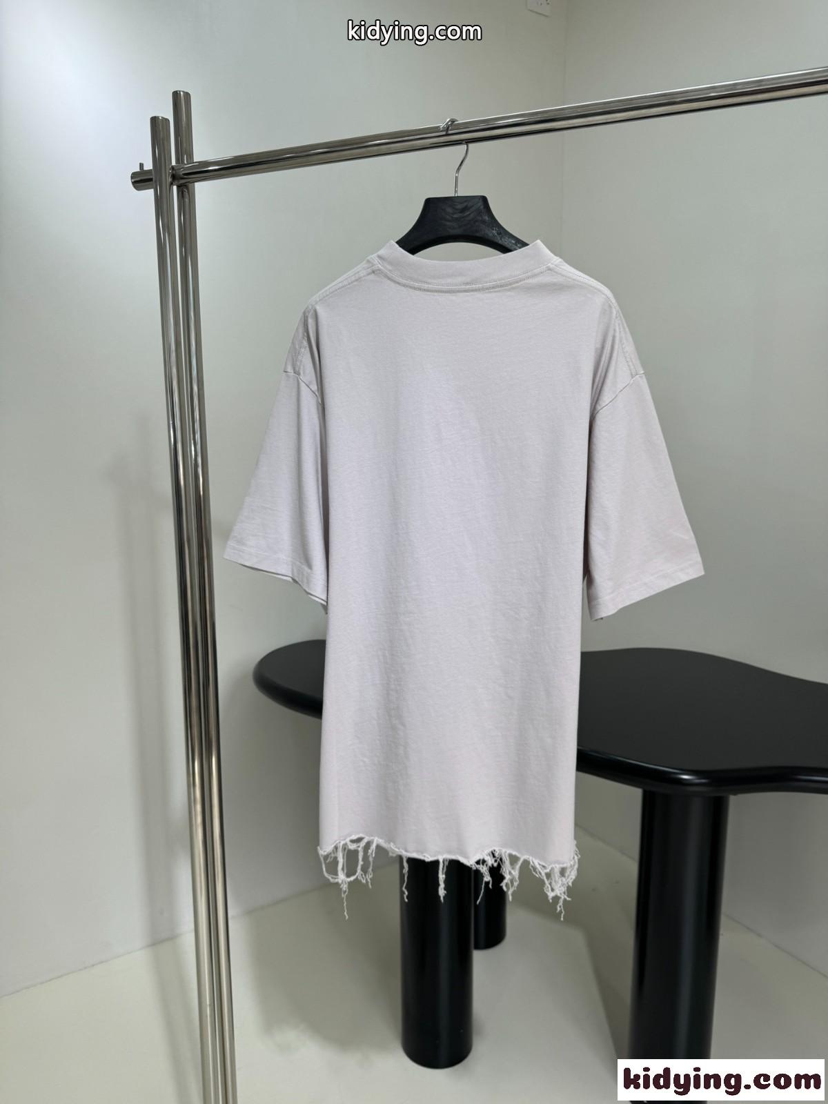 カジュアル オーバーサイズ 刺繍入り バレンシアガ Tシャツ コピー ホワイト-1