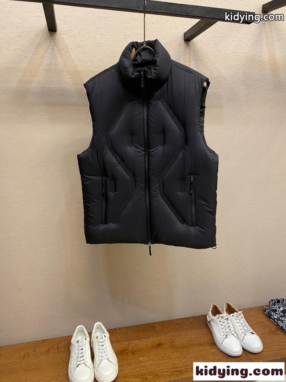 エルメネジルド・ゼニア ダウンジャケット 偽物 上品 洗練された ナイロン ダウンベスト ブラック-0