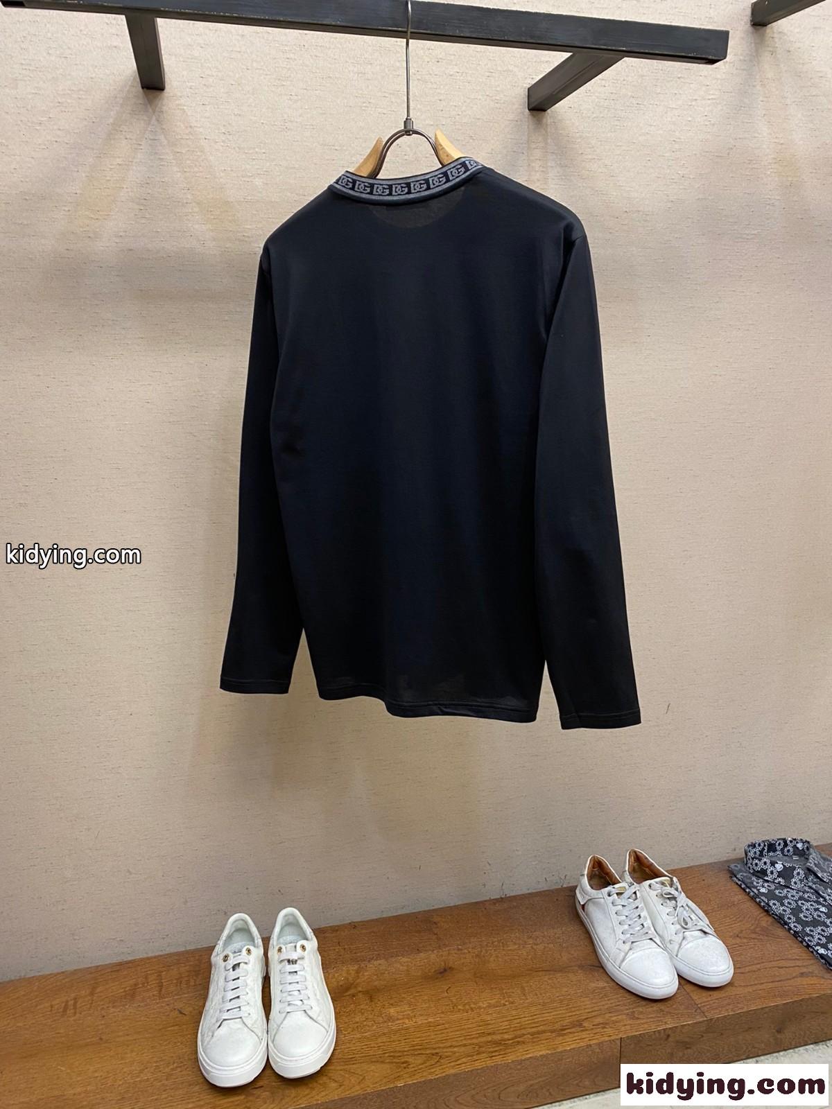 おしゃれ ネックロゴ長袖Tシャツ ドルチェ&ガッバーナ Tシャツ コピー ブラック-2