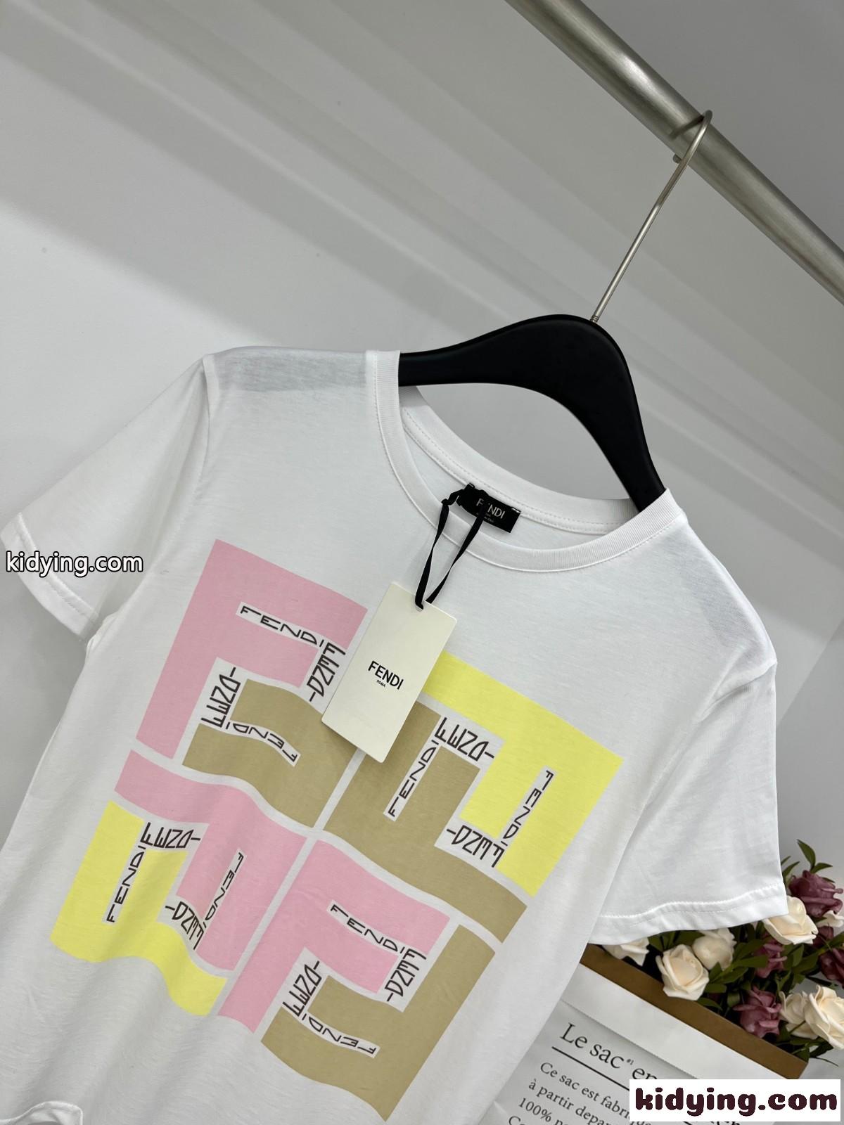 定番 プリント クルーネック 半袖Tシャツ フェンディ Tシャツ コピー-1