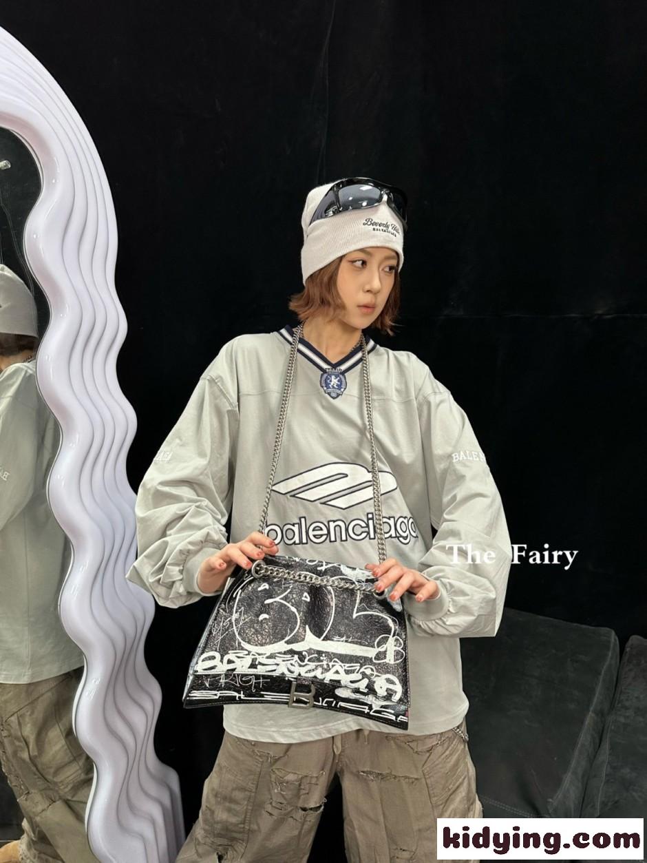 Vネック オーバーサイズ ロングTシャツ バレンシアガ Tシャツ コピー グレー-4