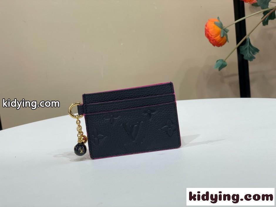 ルイ・ヴィトン スーパーコピー M29250 カードケース ポルト カルト･LV チャーム-0