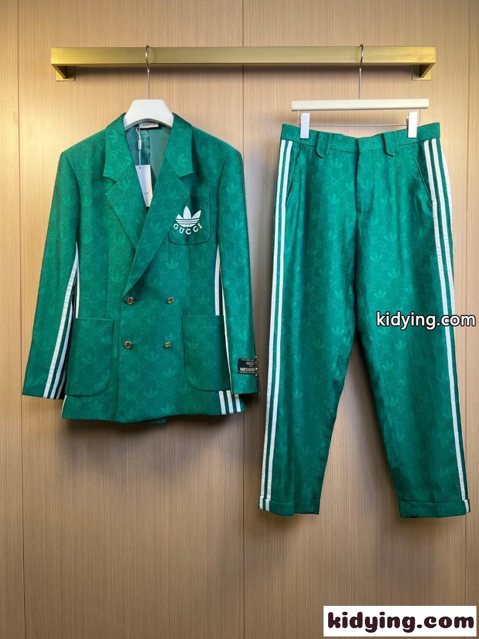adidas × GUCCI ジャケット ＆ スラックス スーツ グッチ セットアップ 偽物 グリーン-1