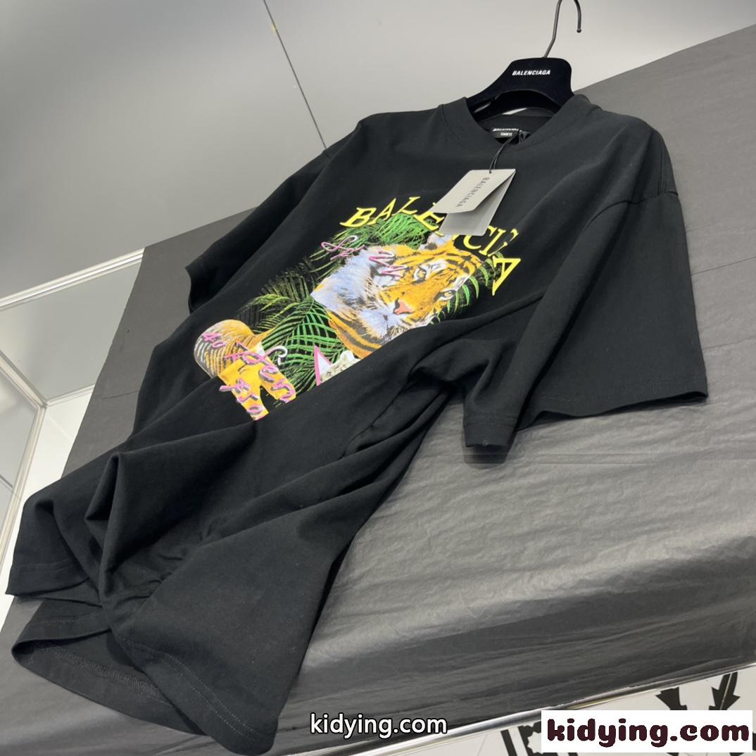バレンシアガ Tシャツ コピー 大人気 新作 プリント ゆったり クールネック カジュアル 半袖 柔らかい ファッション-4