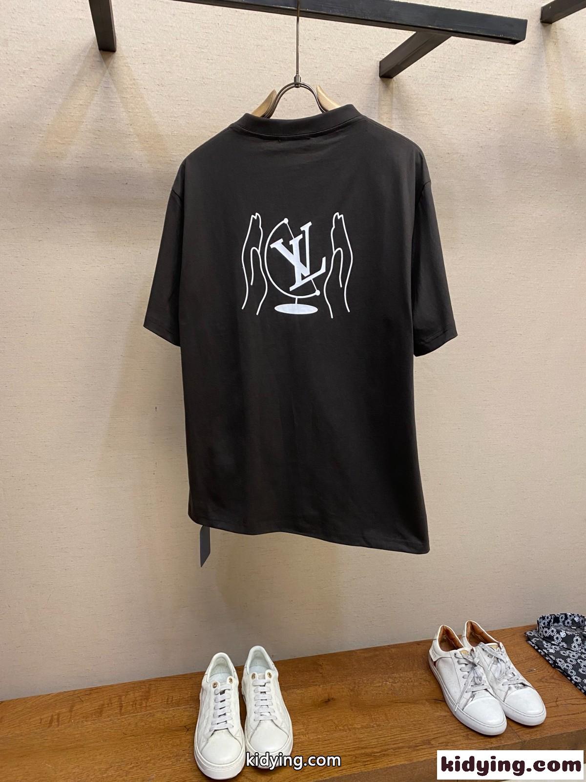 ウォッシュドプリンテッド コットンTシャツ ルイ・ヴィトン Tシャツ コピー-1