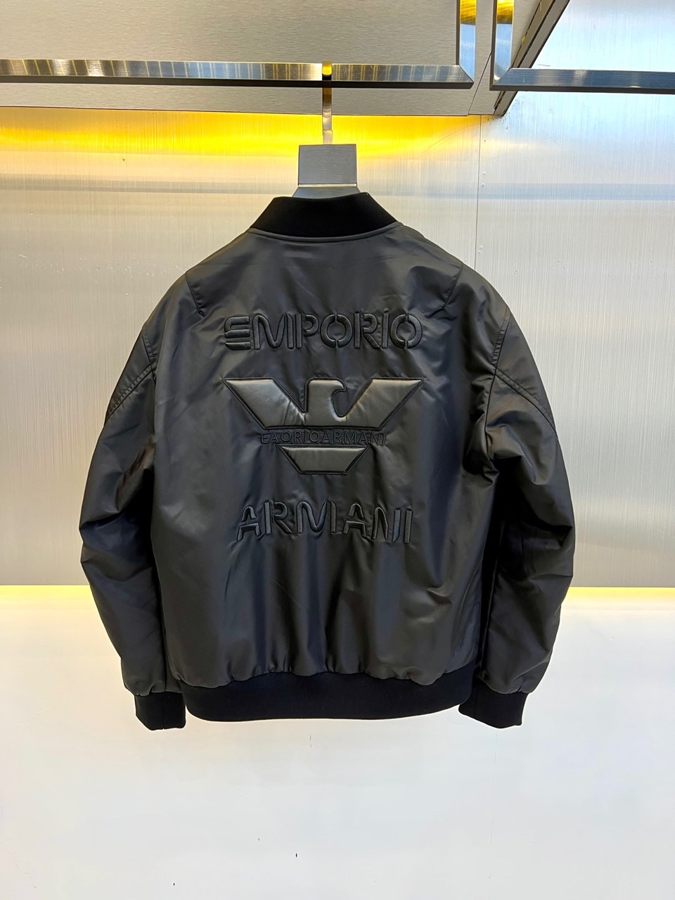 定番 カジュアル ボンバージャケット アルマーニ ジャケット コピー メンズ-4