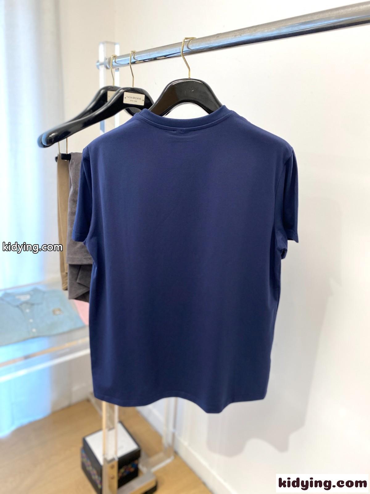 カジュアル 上品 アルマーニ Tシャツ 偽物 クルーネック 半袖Tシャツ ブルー-4