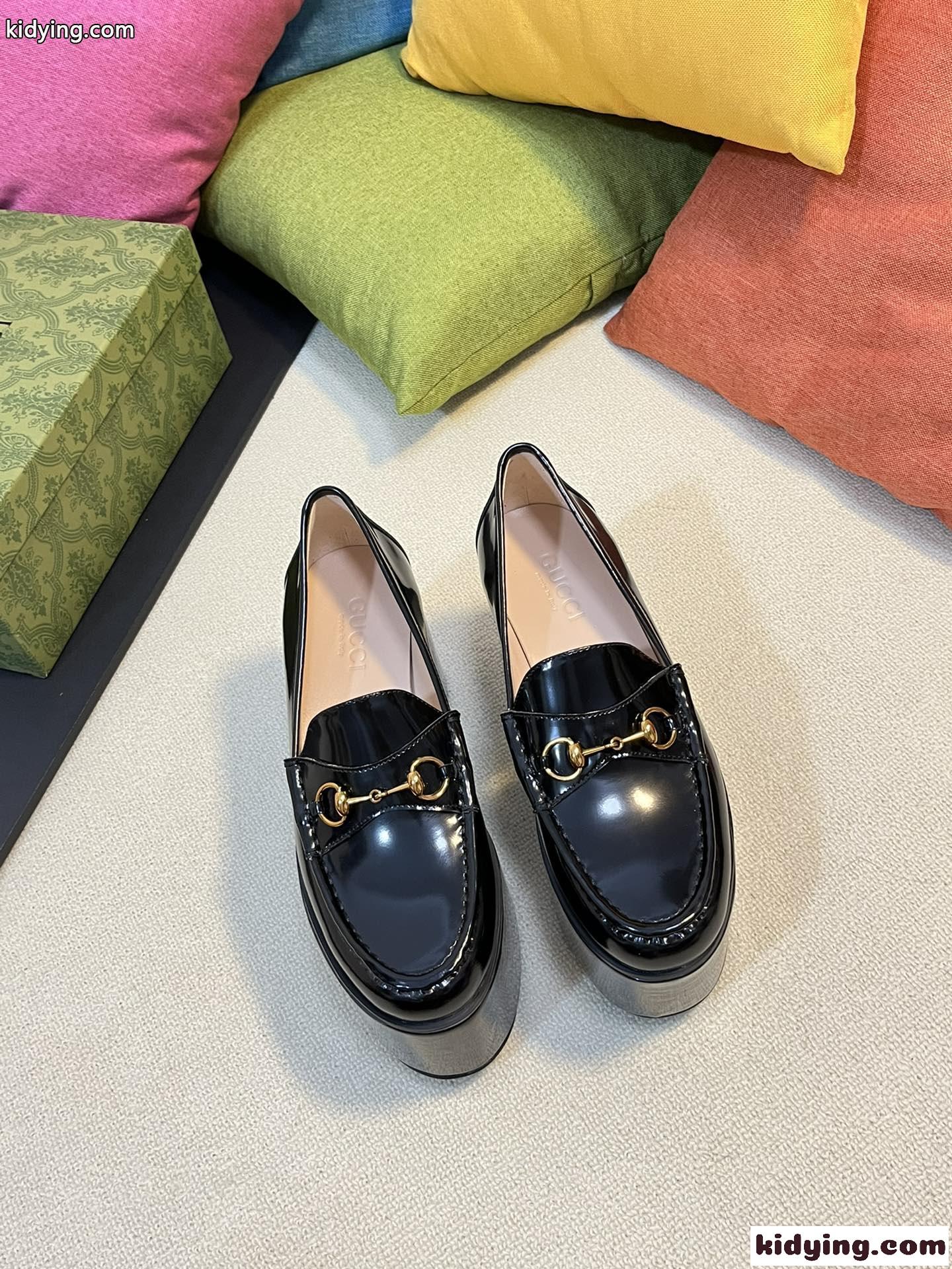 GUCCI ホースビット ウィメンズ プラットフォーム ローファー グッチ シューズ コピー ブラック-4