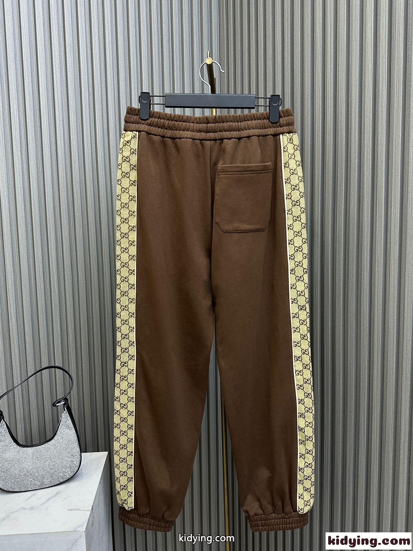 コットン スウェットパンツ グッチ パンツ コピー カジュアル 合わせやすい-1