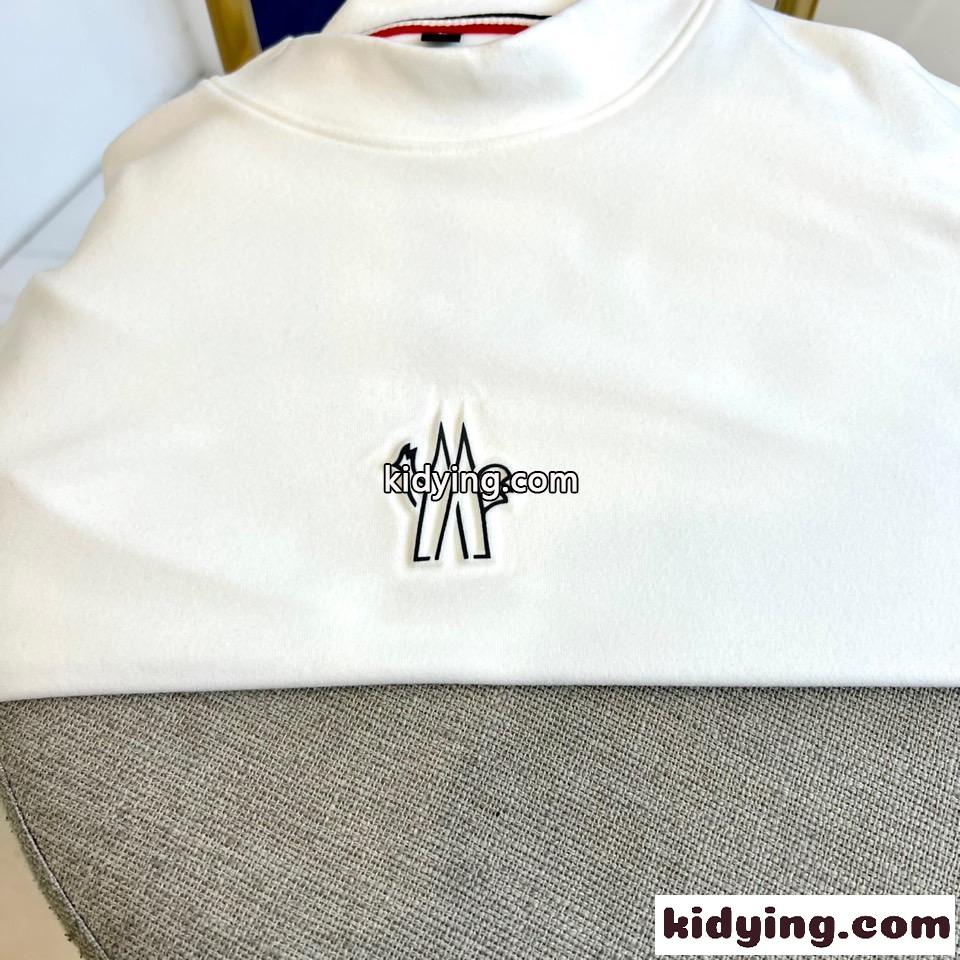 シンプル 上品 合わせやすい 長袖Tシャツ モンクレール Tシャツ 偽物 ホワイト-2
