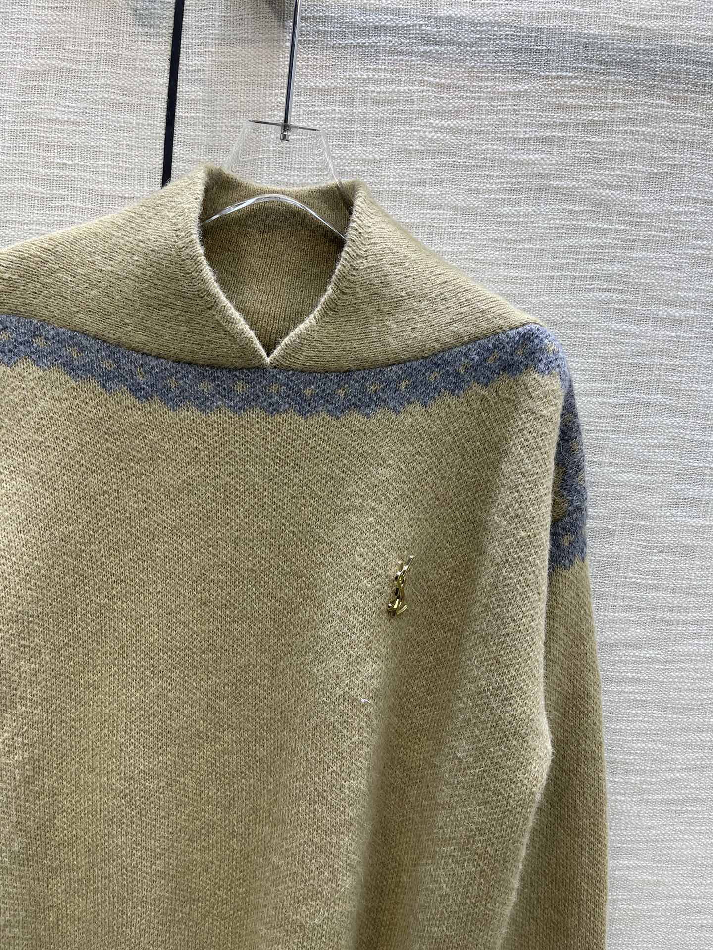 &新作&ウール＆モヘア Vネック セーター イヴ・サンローラン セーター コピー-0