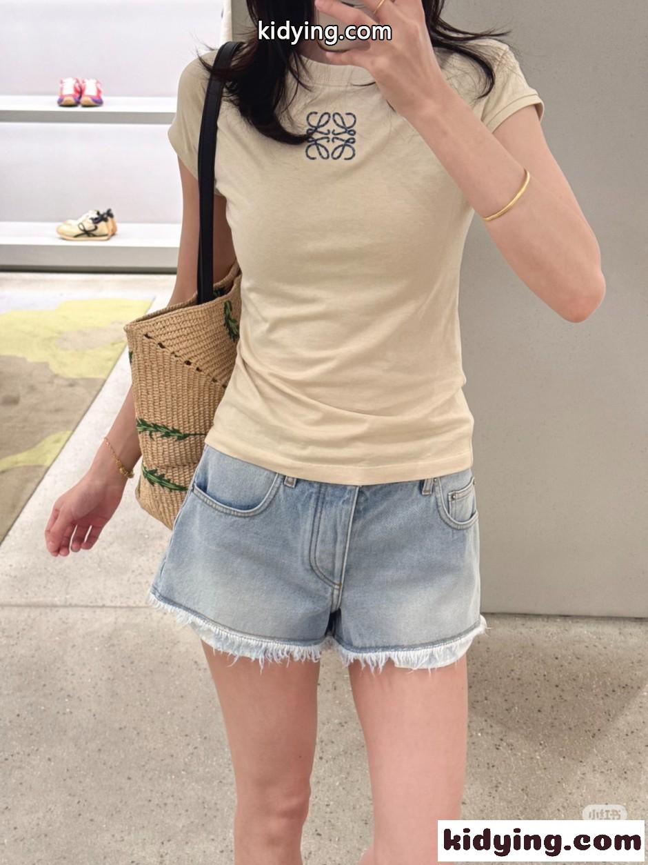 アナグラム クルーネック 半袖Tシャツ ロエベ Tシャツ 偽物 ベージュ-4